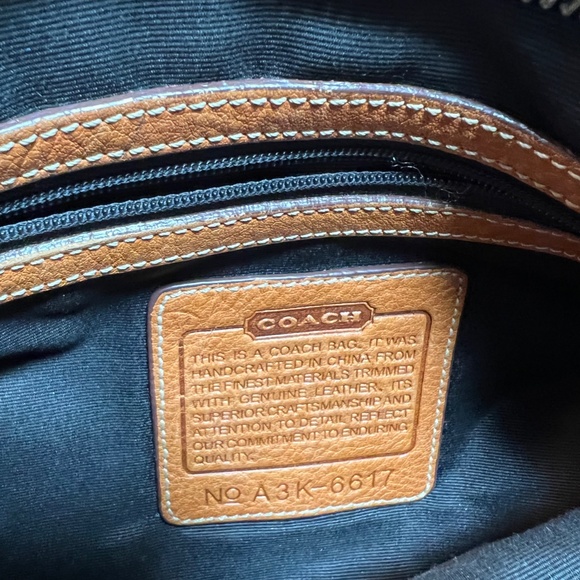 Coach - Picture 6 of 6